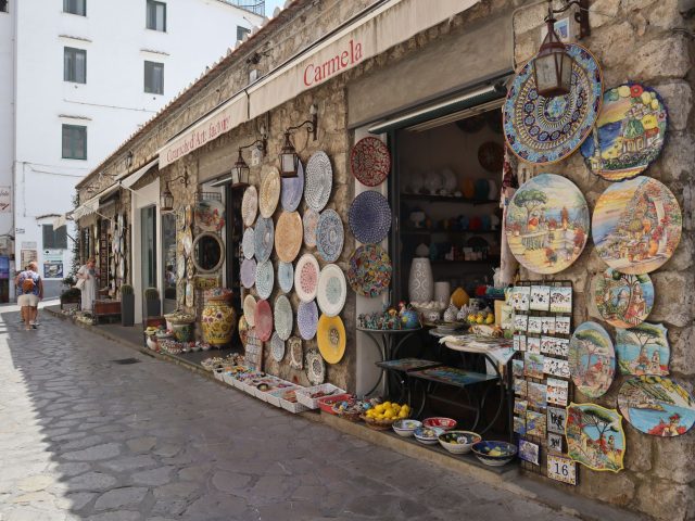Ne ramenez pas n’importe quoi de Naples : les vrais souvenirs à rapporter
